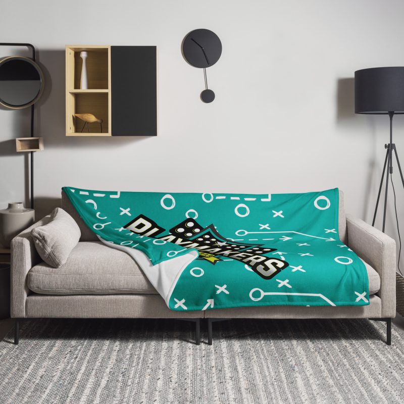 TEAL PLAYS Throw Blanket